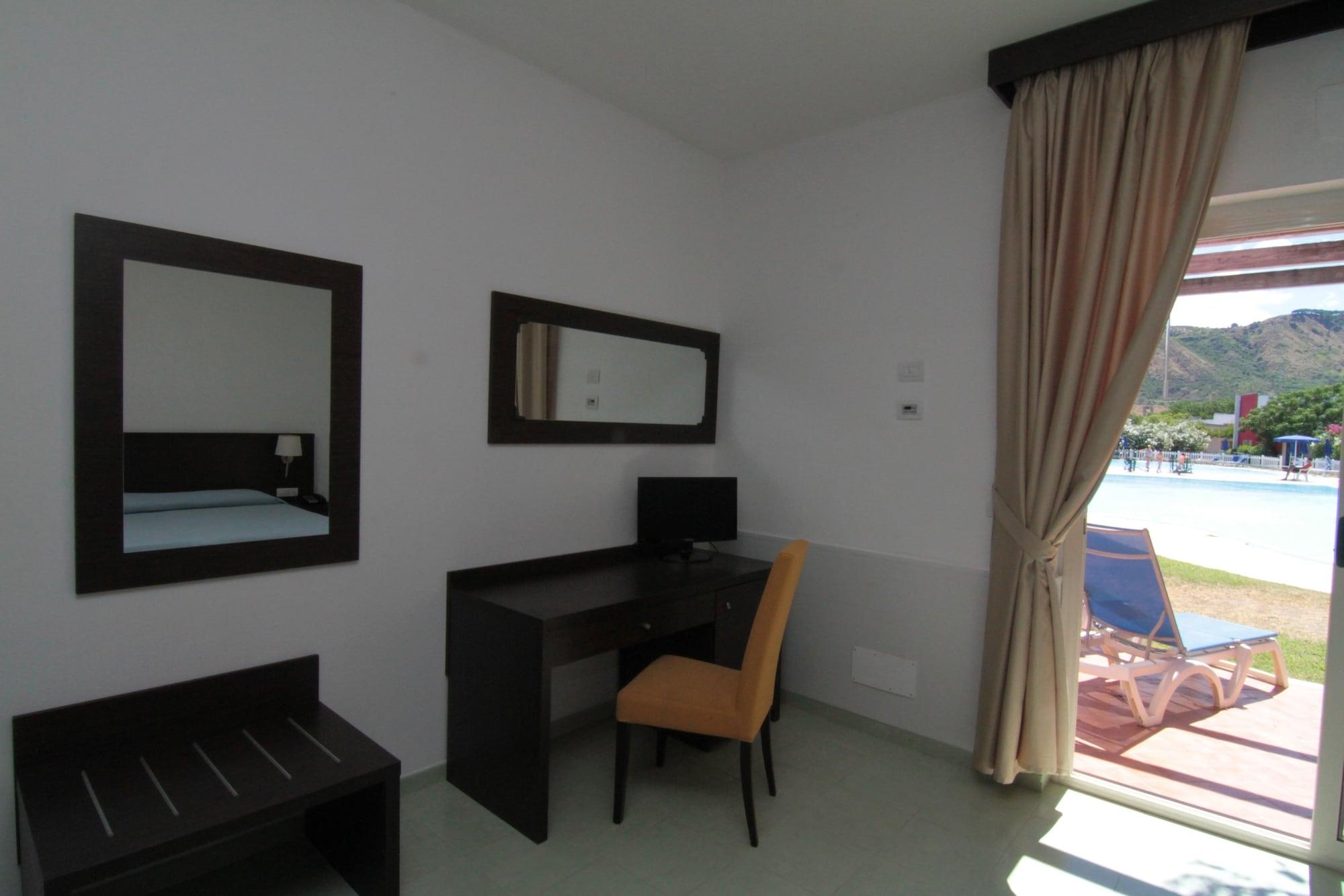 Club Esse Sunbeach Hotel Squillace
